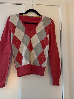 United Colors Of Benetton Red Argyle V-Neck Sweater
